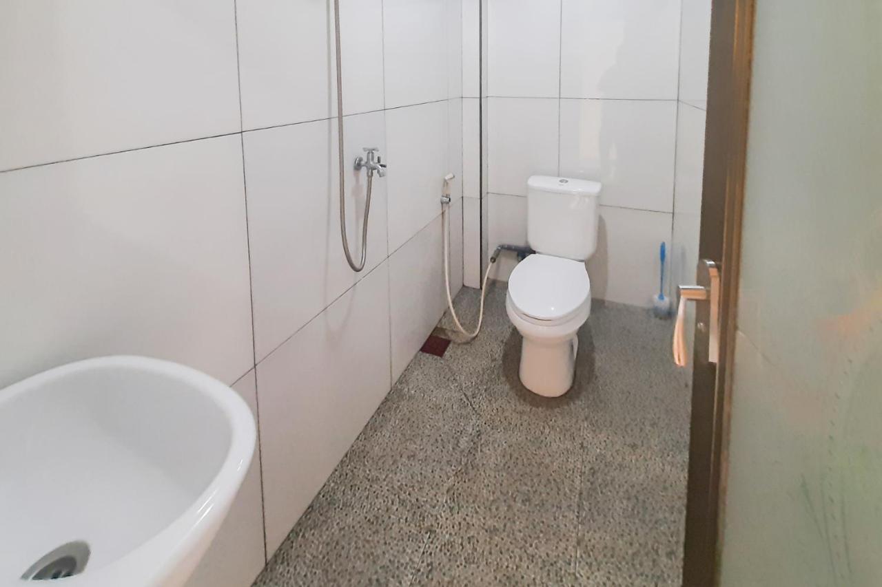 Delvia Bromo Homestay Mitra Reddoorz 岩望 外观 照片