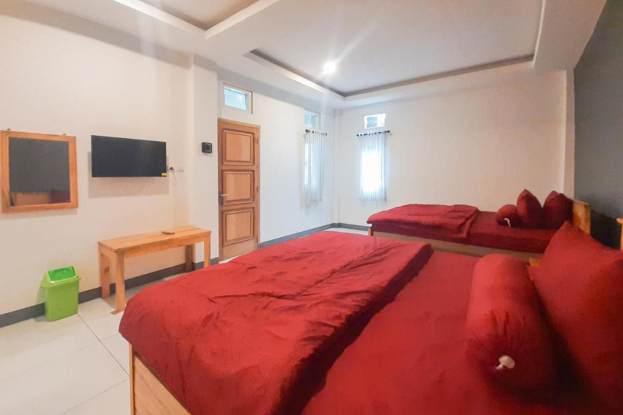 Delvia Bromo Homestay Mitra Reddoorz 岩望 外观 照片